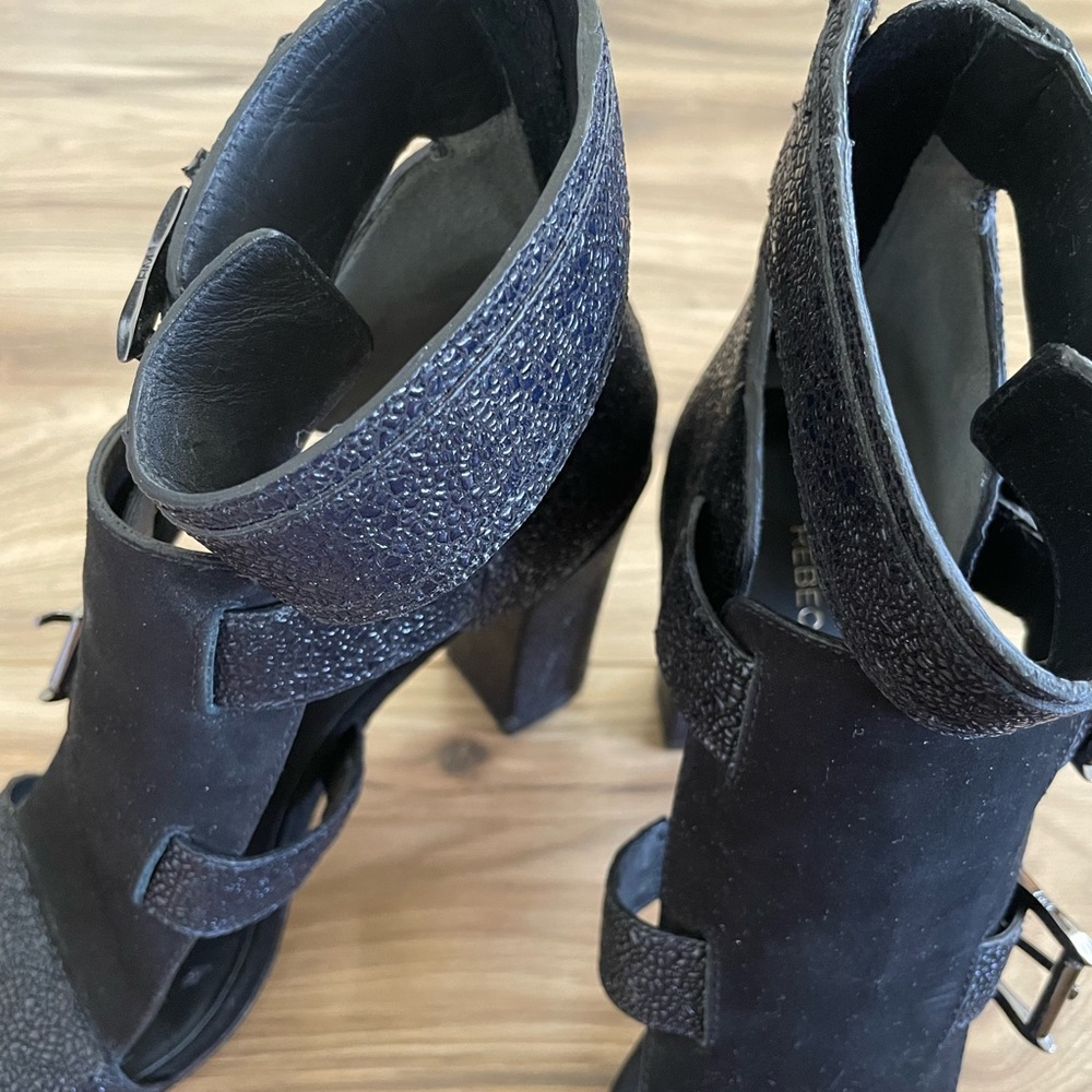 Black Rebecca Minkoff Size 6.5 Black Bootie - Picture 6 of 6